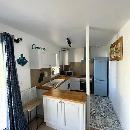 Apartment Stade Rochelais