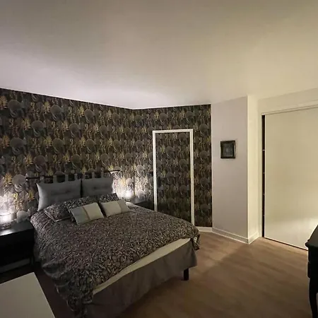 Stade Rochelais Apartment