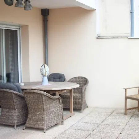 Apartment Stade Rochelais *